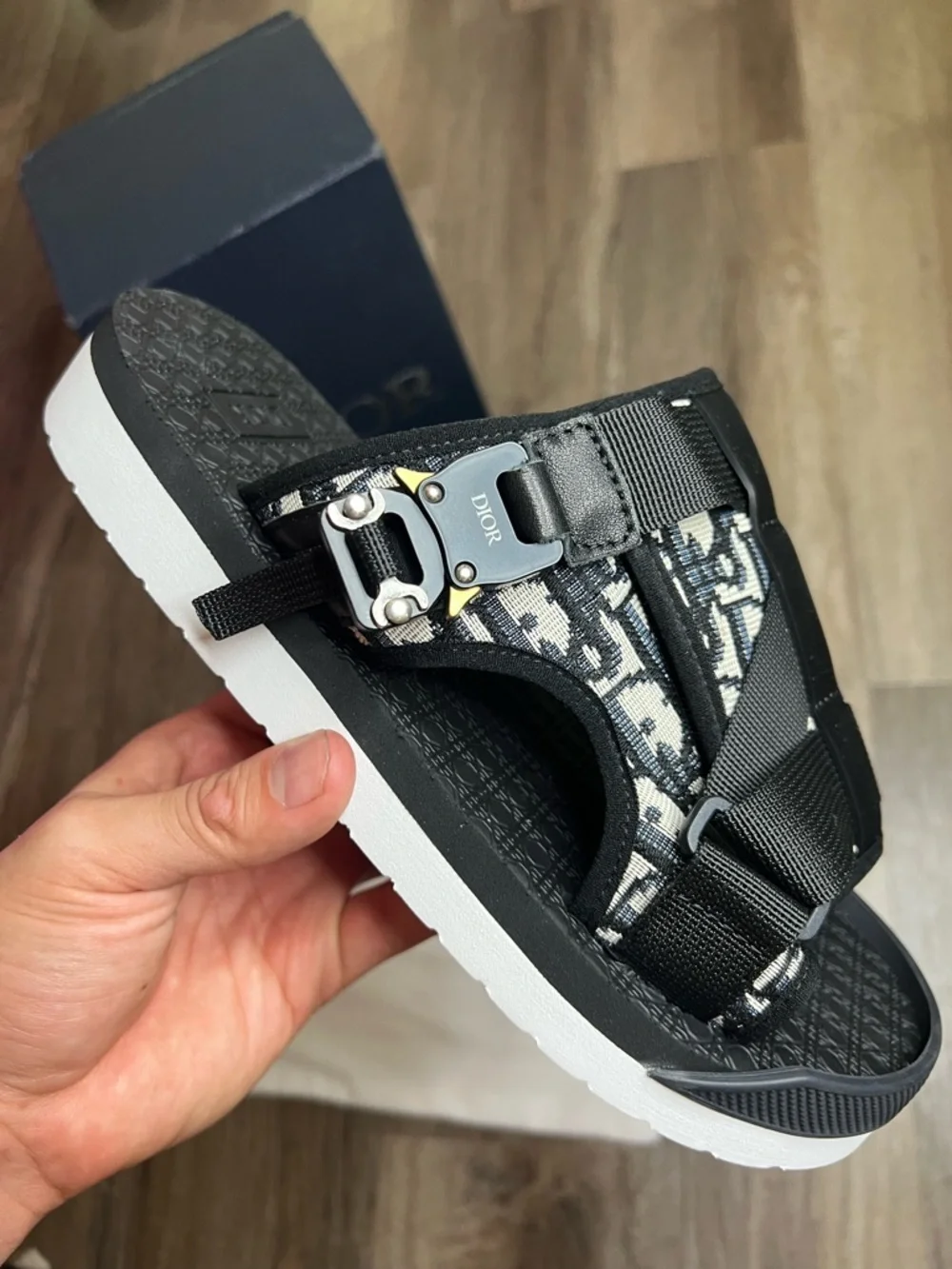 Dior Alpha Sandal, S/S 2023 - Picture 2 of 12